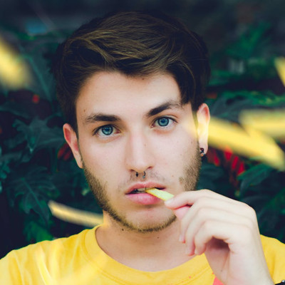 Customer review by Sneha Kapoor